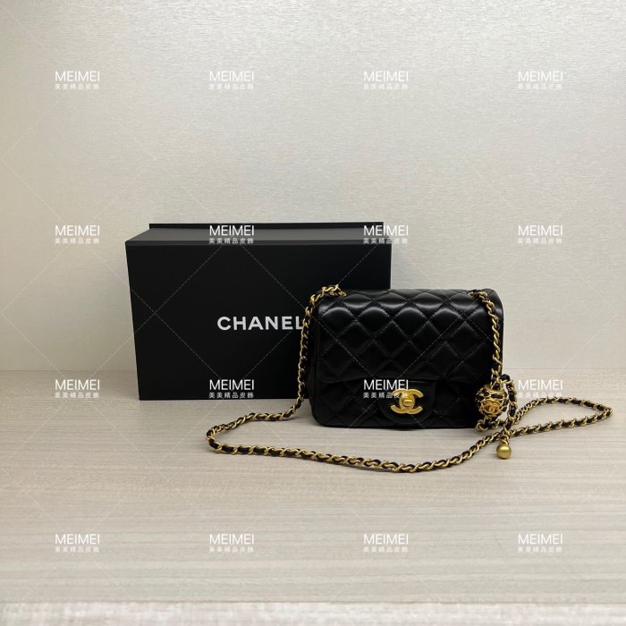 30年老店 預購CHANEL Mini coco 17 方胖子 核桃 金球 口蓋包  黑色 金鍊 AS1786
