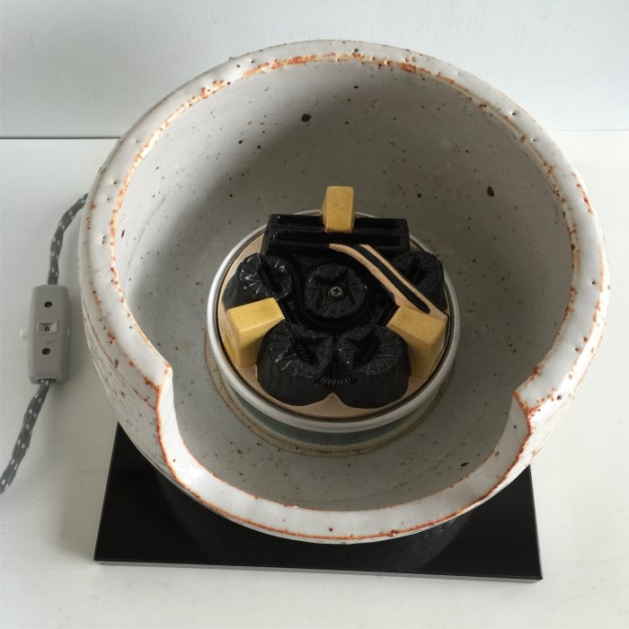 松果坊】日本志野道安型風爐野々田炭型電熱器100v/410w功能正常台灣