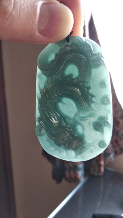 藍水料翡翠A貨龍牌手工雕刻| Yahoo拍賣