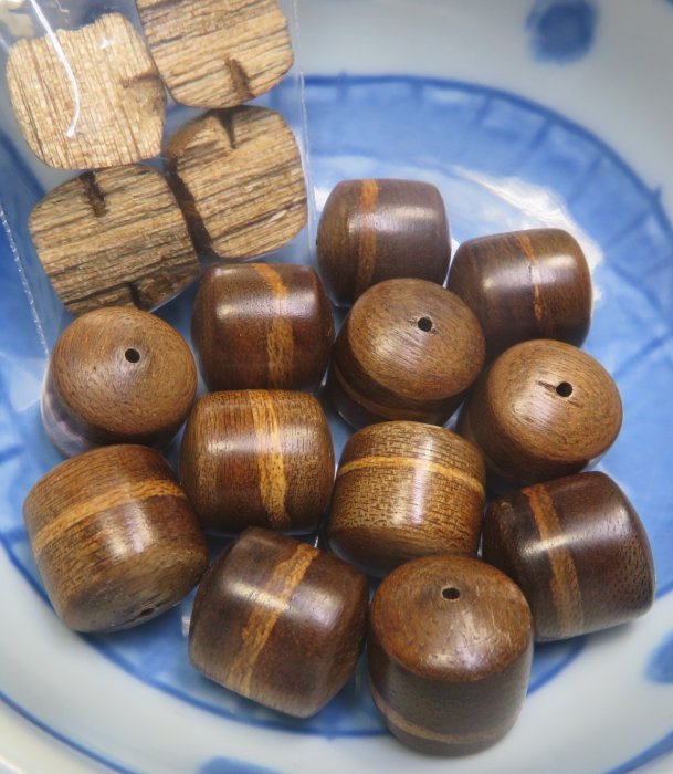 13R3沉香樣品珠約16mm汶萊桶珠奇楠沉香一線天金絲奇楠沉香軟絲蜜香冰涼