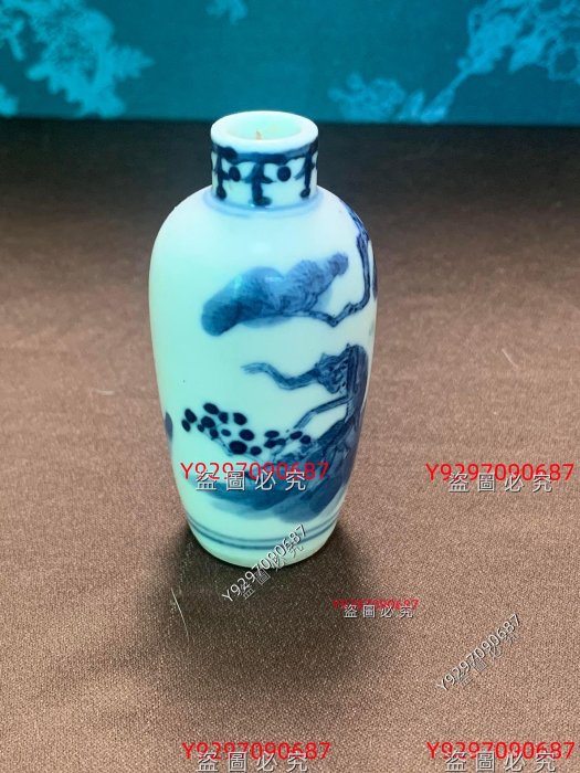 清乾隆青花代代封侯鼻煙壺青花瓷鼻煙壺，品相完好，高雅寓意代代封侯