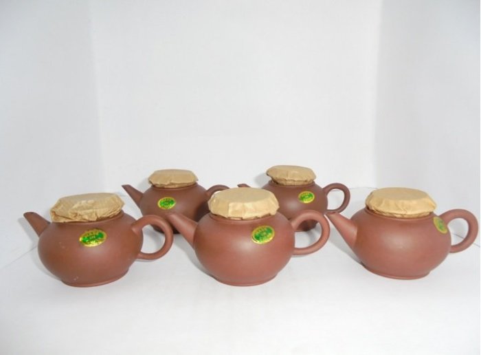 70年代末期外銷四字「中國宜興」款紫砂水平標準壺(早期ㄟ標準仔) 全新