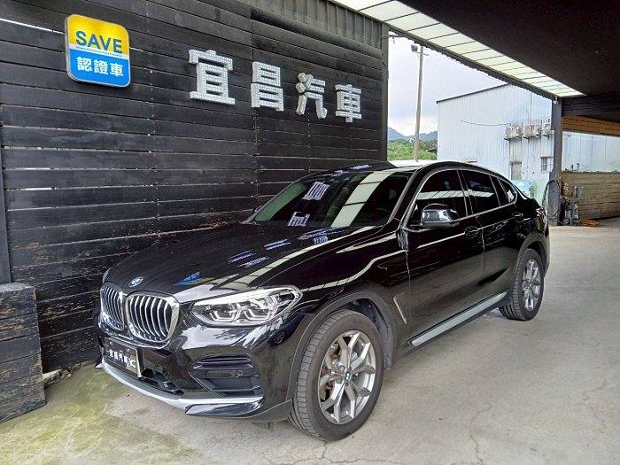 宜昌汽車 2021年 BMW X4 20i 運動版 5AT跟車 抬顯 總代理