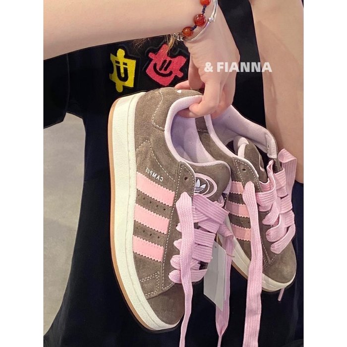 adidas gazelle silver green womens Adidas Campus 00s Dust Cargo Clear Pink White HQ4569 – juanma-shop main image 0
