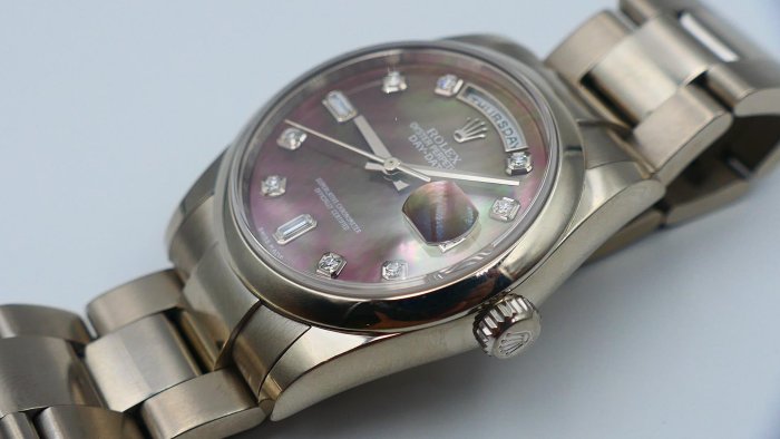 【美好時光】ROLEX勞力士白金Daydate 118209原裝黑貝母十鑽(大顆鑽石)釋出!盒單全美品( 18239 118239參考)