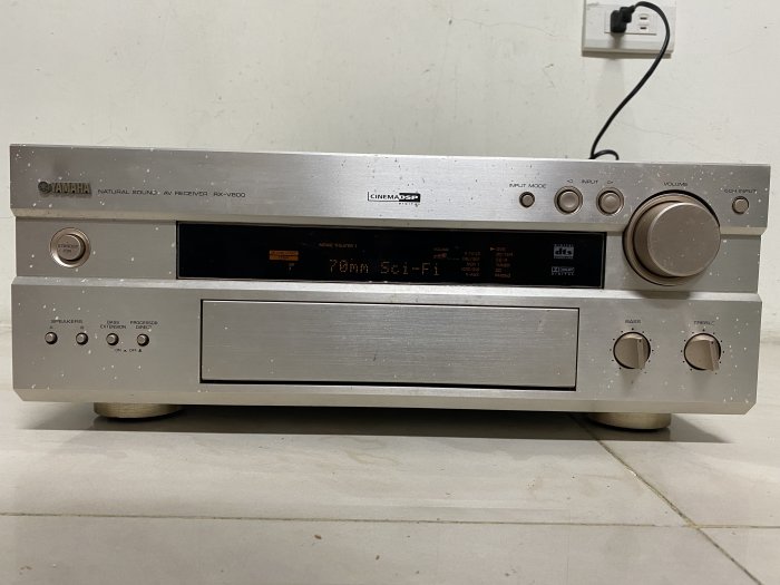 YAMAHA  RX V800 收音/AV環繞擴大機 家庭劇院 6.1聲道 /全機內外乾淨~全新代用遙控器