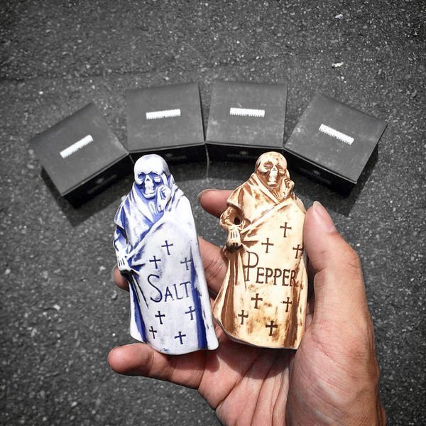 希望商店】NEIGHBORHOOD SALT AND PEPPER SHAKERS 死神陶瓷調味