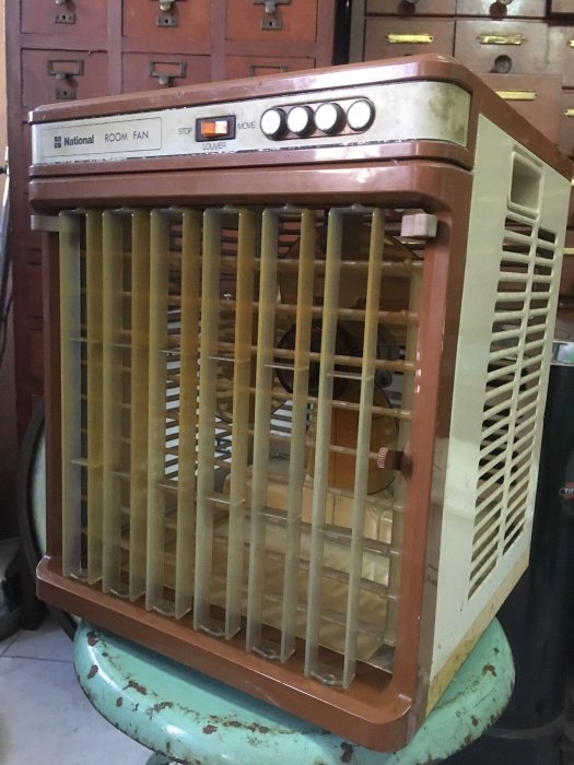 少見  國際牌   老電扇 電扇 電風扇  功能正常  老件有使用痕跡  完美者勿標  品相如圖