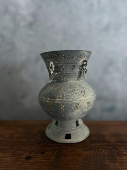 朝鮮新羅時代動物文臺三耳壺，嚴選古董級佛系飾器動物文臺壺、三耳壺 