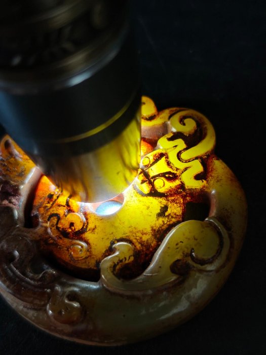☆撫子☆和田玉 龍紋 寸法約6㎝×約6.5cm （検）