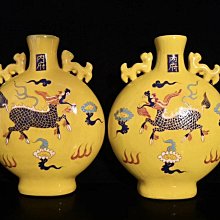 嚴選內府風格黃釉五彩麒麟鳳紋扁瓶，高39x29公分，適合收藏賞玩福壽
