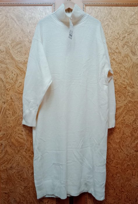 全新【唯美良品】UNIQLO 米色70% 羊毛翻領針織洋裝~ C108-8072  L.