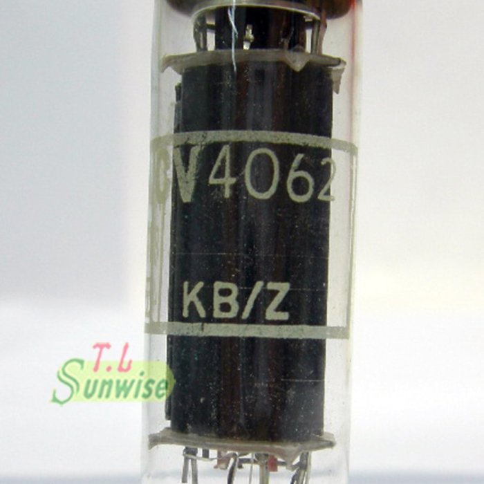 CV4065 ︽NO:9884 英國GEC CV4062 (NOS) 真空管( A2134 ) 黑屏有雙支架 