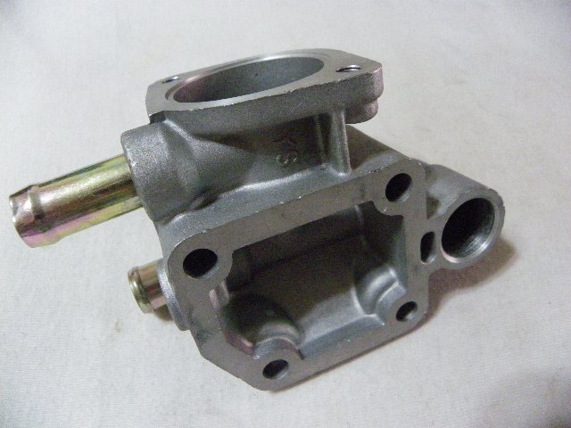 堅達 3.5噸 91-95 CANTER 節溫器座.水龜座.節溫器下座.水龜下座 台製全新品