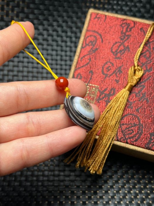 天珠側掛天眼羊眼石瑪瑙| Yahoo拍賣