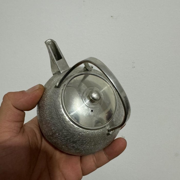 錫製　茶壺　錫半　上錫 錫製 茶壺 錫半 上錫 錫製茶壺- 藏品資料- 國立臺灣歷史博物館典藏網