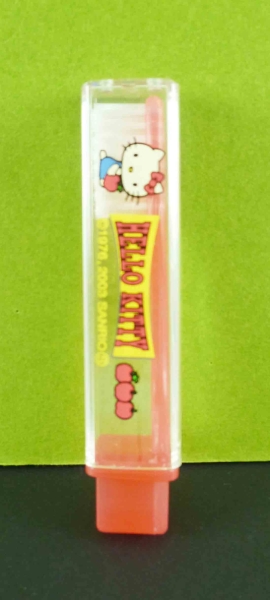 【震撼精品百貨】Hello Kitty 凱蒂貓~摺疊牙刷-蘋果圖案