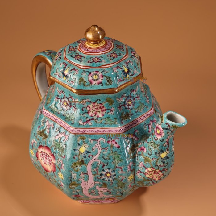 精品舊藏純手繪琺瑯彩描金瓷器酒壺畫工精湛器形精美重600克高16厘米