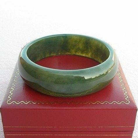 【歡喜心珠寶】【天然冰透海草玉手鐲】18.5圍，大寬板手環「附保証書」海草玉為加強親和力與魅力之最佳寶石「專櫃精品」超低價售出