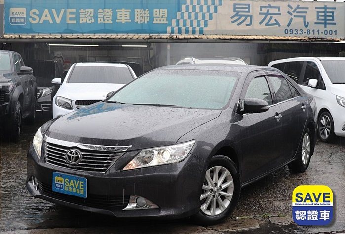 易宏 SAVE 正2014年式TOYOTA Camry 2.0 僅跑:4萬