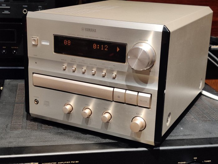 日本YAMAHA CRX-E300 多功能微型綜合擴大機內建CD Player 播放器功能