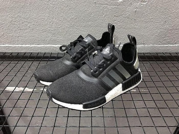 adidas gazelle silver green womens 2016 Adidas Originals NMD R1 Core Black Trace Cargo BA7251 黑色– KixBros main image 1