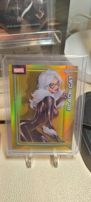 2026 Topps Chrome Marvel BLACK CAT Yellow Refractor /275 #013