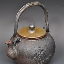 梅泉造 亀文堂 銅瓶 山水楼 帆船紋盖 象嵌叶提梁 梅泉造 亀文堂 銅瓶 山水楼 帆船紋盖 象嵌叶提梁