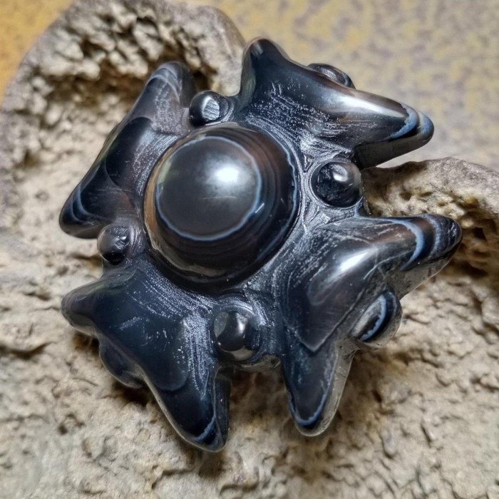 ⭕️ 台湾の上肯購入　高品質【十字六眼天珠】　本物瑪瑙石保証品80000円以上の品 ⭕️ 台湾の上肯購入 高品質【十字六眼天珠】 本物瑪瑙石