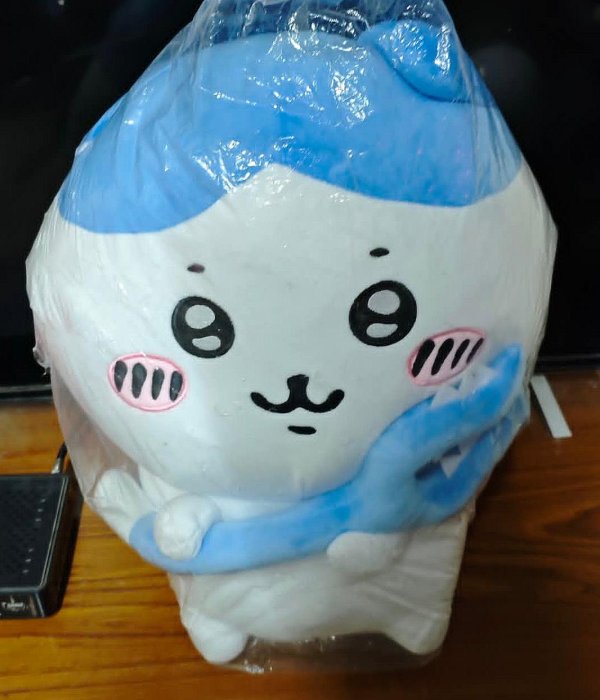 《周邊》【現貨】16吋 代理版 正版授權 景品 娃娃 毛絨娃娃 吉伊卡哇 Chiikawa 討伐棒款