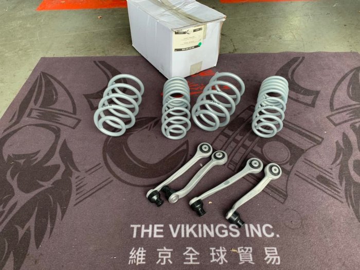 黃帝的店~PORSCHE MACAN GTS 安裝TECHART 短彈簧~ PASM專用~95B MACAN 3.0可