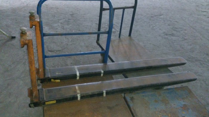 豐田 TOYOTA 原廠 二手 中古 堆高機 推高機 牙叉 牙枚 貨叉 3.5尺 3.5呎 堆高機牙 叉車 柴油 副牙