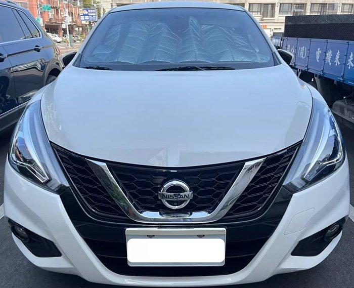 【RLin嚴選車庫】2020款 Nissan Tiida 白色 售價22萬8
