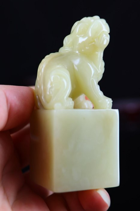 老礦壽山22號礦芙蓉石【題材】古獸【規格】36-36-87 印石原石收藏