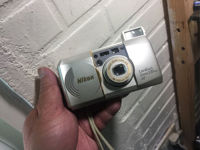 Nikon Lite Touch Zoom 120ED 高品質底片機隨身派口袋機旅遊生活日常