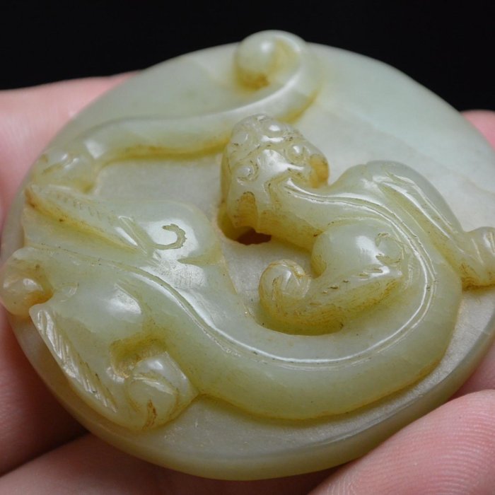天地居] ~底價1000元~和闐浮雕螭龍玉璧玉珮玉佩0802 | Yahoo拍賣