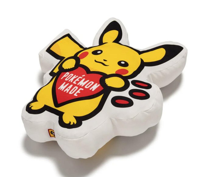 クッション・抱きまくら・ブランケット HUMAN MADE x Pokemon Made Cushion HUMAN MADE x POKEMON MADE CUSHION 抱枕限量聯名款。太陽選物社