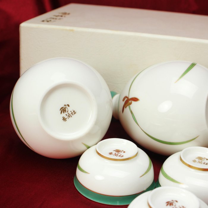 桑園の】日本香蘭社高級瓷器松石綠蘭繪薄胎燙金德利酒杯清酒器套組Q