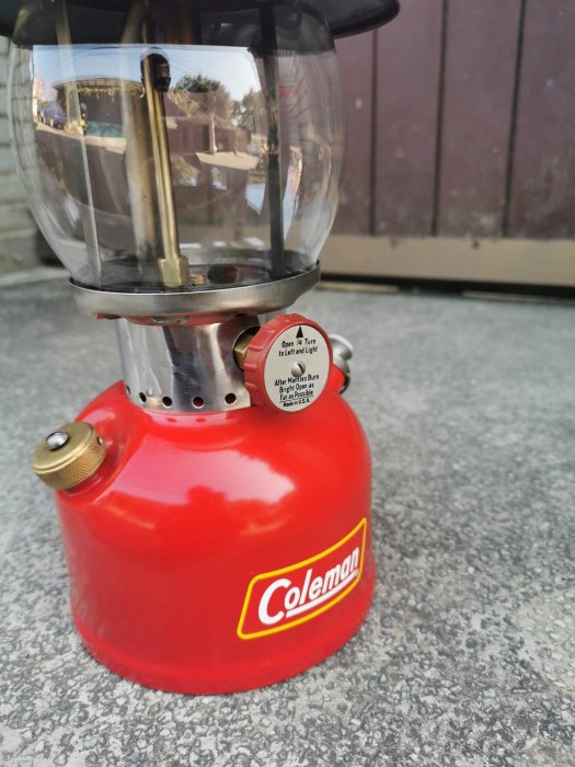小紅帽 Coleman 200A 汽化燈很新可面交