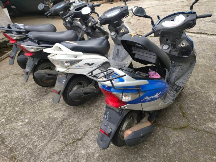 達成拍賣 光陽 JOCKEY V2 125 150 凸輪軸 KS 曲軸箱 啟動馬達 傳動組 空濾組 化油器 剎車鼓