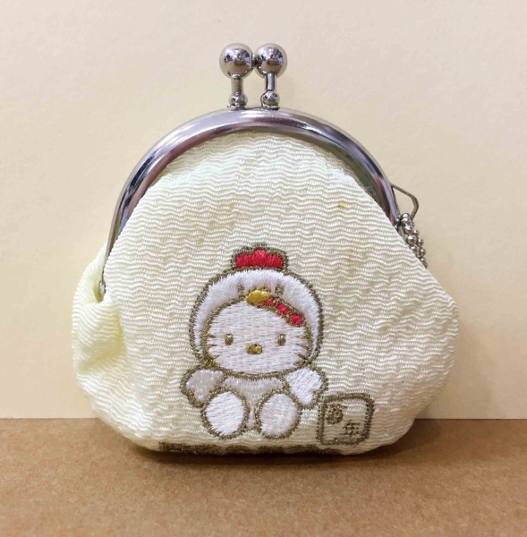 【震撼精品百貨】Hello Kitty 凱蒂貓-珠扣零錢包-KITTY和風系列-雞圖案