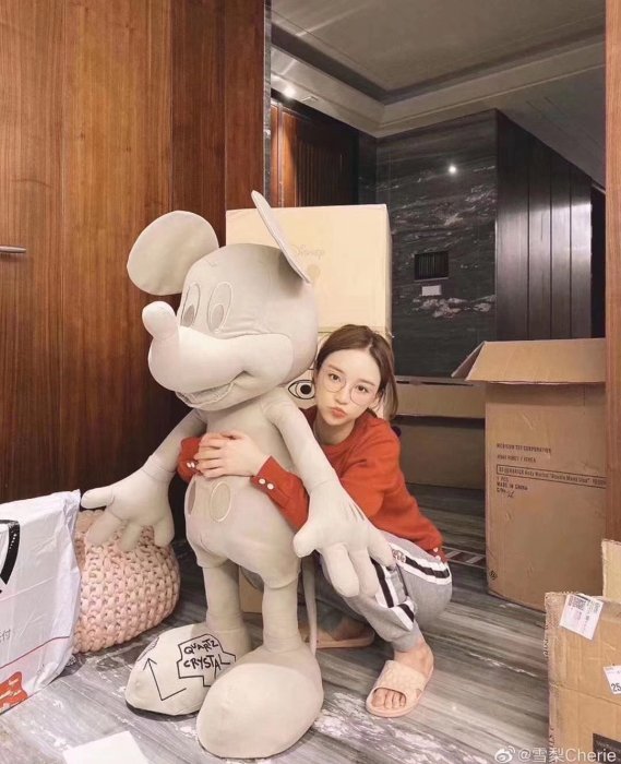 Disney x Daniel Arsham x APPortfolio 三方聯名迪士尼米奇Mickey