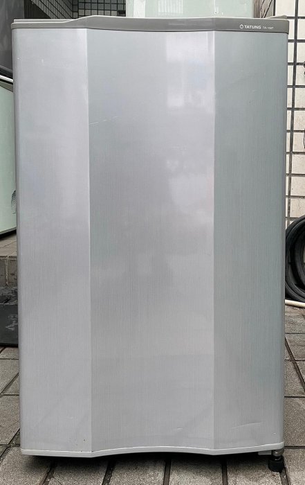 高雄市區 免運費 大同100公升 二手冰箱  小冰箱 單門冰箱 功能正常 有現貨 有保固 (中山大學、高師大、高醫宿舍、高雄大學)小冰箱