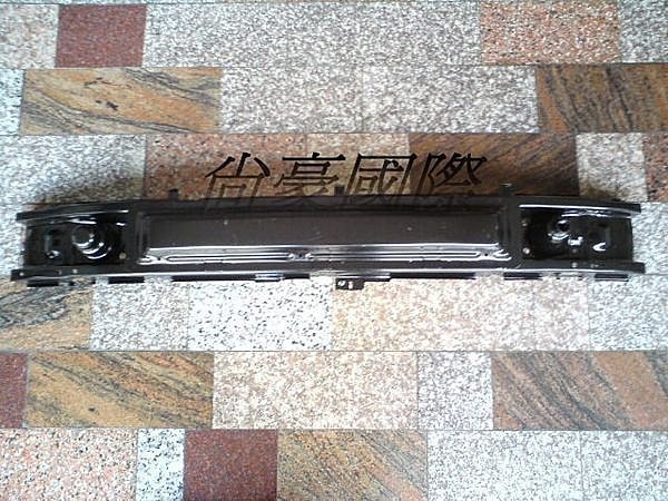 VW系列~POLO-95~98 全新 前保桿內鐵