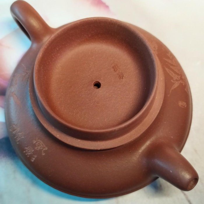 宜興茶壺 宜興紫砂一廠-四杯矮肚標準水平壺-中國宜興| 茶說壺途-宜興紫砂壺收藏