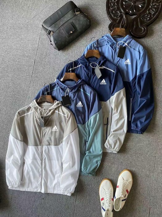 Adidas/阿迪皮膚衣防曬服 紫外線防嗮外套 休閒外套 女裝 男裝 拼色運動外套夏季輕薄透氣戶外運動外套 連帽外套防風衣