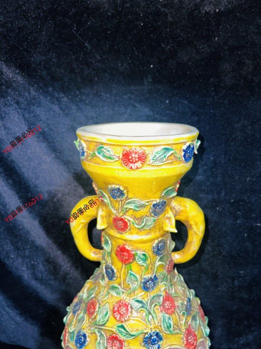 可議價元～元青花白滸孤窯捏花開窗人物象耳花瓶100，尺寸如圖28685青瓷