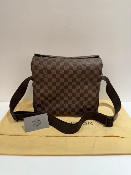 【拉堤名牌精品】LV 斜背包/側背包 N45255 9成新