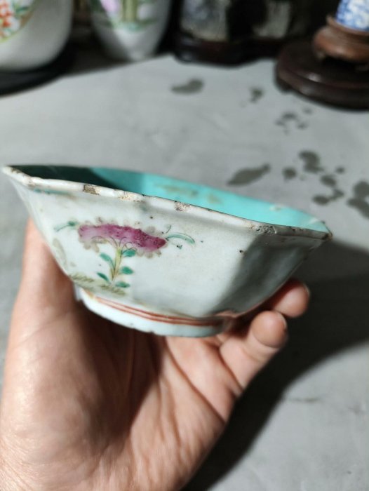 嚴選清代同治粉彩四方碗，古董級粉彩瓷器珍藏，完美口沿，直徑12.2厘米