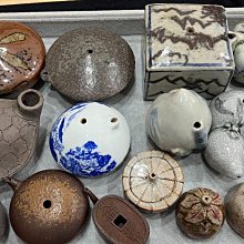 嚴選天然石料書法水滴硯，墨香四溢適合收藏品茗58 x 38mm 水滴碭石墨香